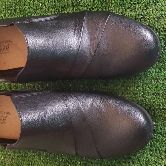 Croft Barrow Ortholite Comfort Ankle Booties  Elastic Sides for Easy Slip On 10 - Picture 2 of 10